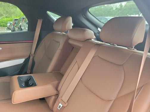 Savile Silver 2026 Genesis GV70 2.5T Advanced