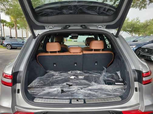Savile Silver 2026 Genesis GV70 2.5T Advanced