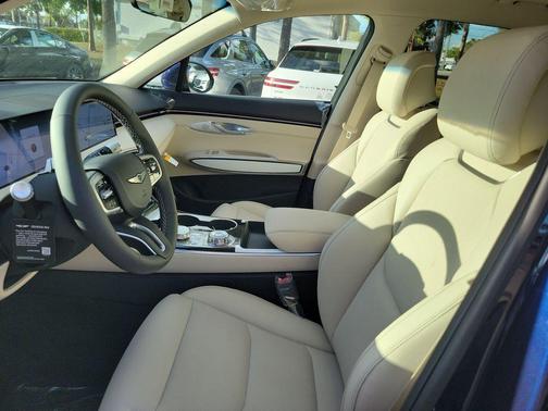 2026 Genesis GV70 2.5T