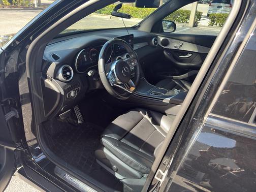 2022 Mercedes-Benz GLC 300 Base