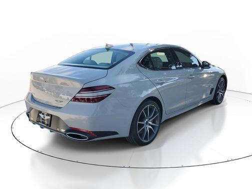 2026 Genesis G70 2.5T RWD