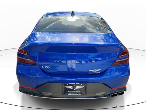 2023 Genesis G70 2.0T RWD