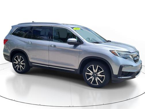 Lunar Silver Metallic 2021 Honda Pilot AWD Elite