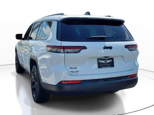 Bright White Clearcoat 2024 Jeep Grand Cherokee L Altitude