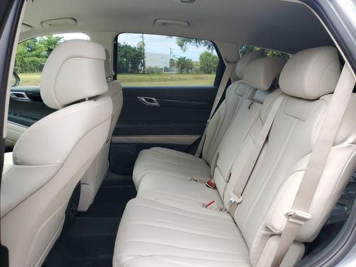 2026 Genesis GV80 2.5T