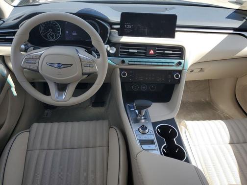 2026 Genesis G70 2.5T RWD Prestige