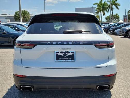 2021 Porsche Cayenne Base (Tiptronic)
