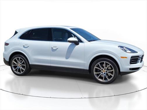 2021 Porsche Cayenne Base (Tiptronic)