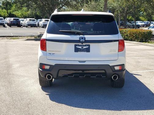 2022 Honda Passport AWD Elite