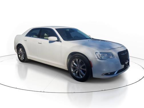 2016 Chrysler 300 Limited