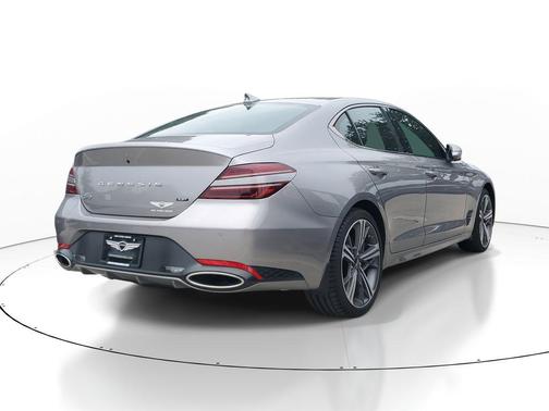 2024 Genesis G70 3.3T RWD Sport Advanced