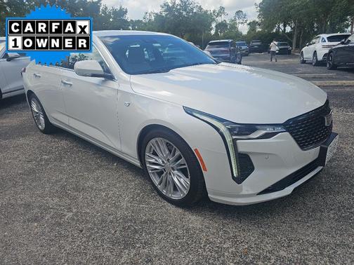 Crystal White Tricoat 2024 Cadillac CT4 Premium Luxury