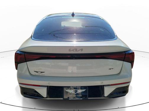 Snow White Pearl 2025 Kia K5 GT-Line