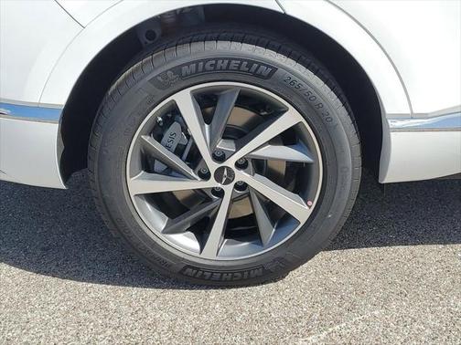 2025 Genesis GV80 2.5T