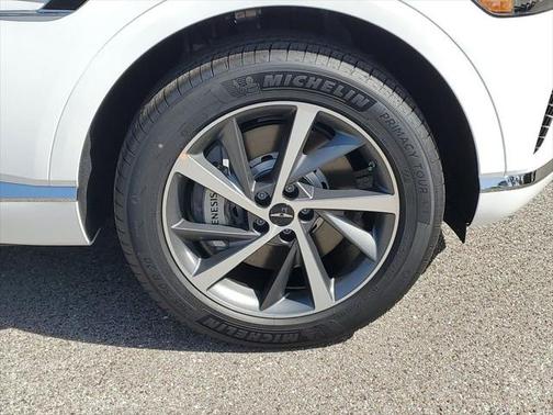 2025 Genesis GV80 2.5T