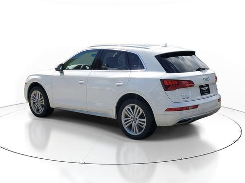 2018 Audi Q5 2.0T Tech Premium