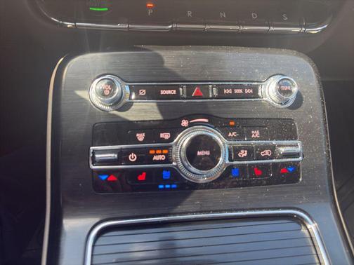 2021 Lincoln Nautilus Reserve