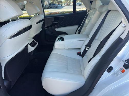 2023 Lexus LS 500 Base