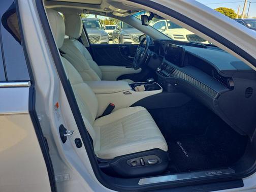 2023 Lexus LS 500 Base