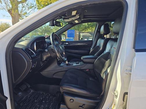 2020 Jeep Grand Cherokee Trailhawk