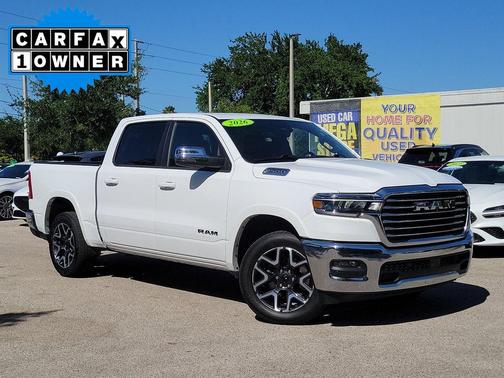 Bright White Clearcoat 2026 RAM 1500 Laramie