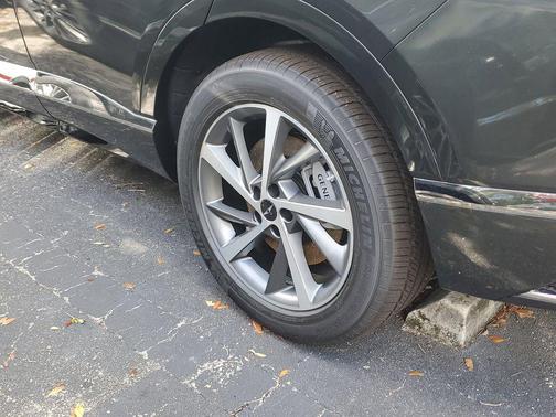 2026 Genesis GV80 2.5T