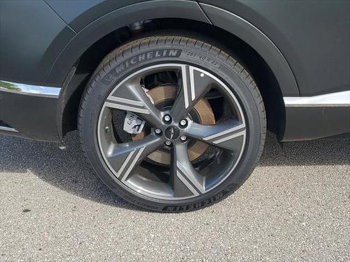2025 Genesis GV80 2.5T