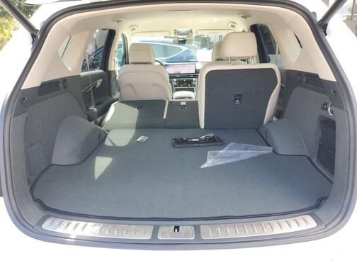 2026 Genesis GV80 2.5T