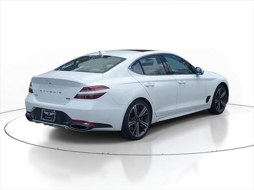 2024 Genesis G70 3.3T RWD Sport Advanced