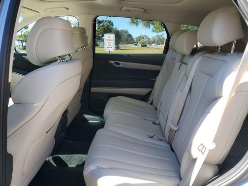 2026 Genesis GV80 2.5T