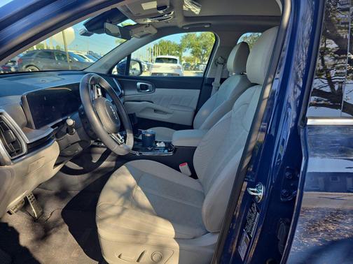 2025 Kia Sorento SX