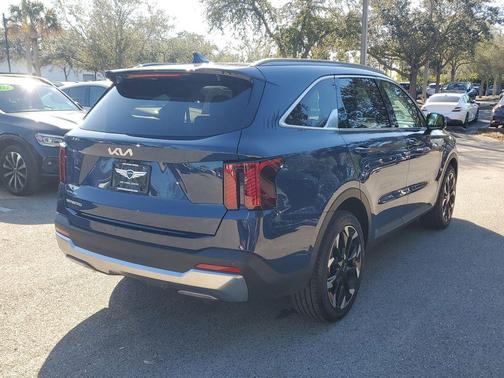 2025 Kia Sorento SX