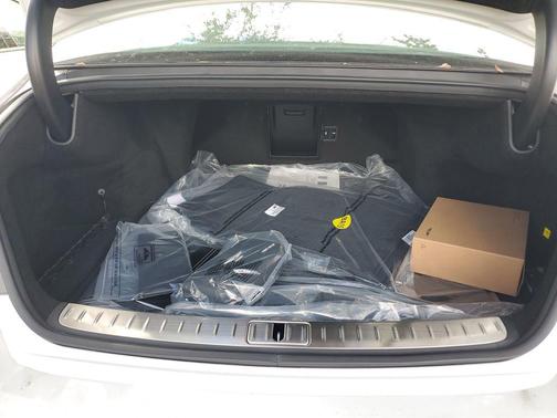 2026 Genesis G90 e-SC Prestige Black