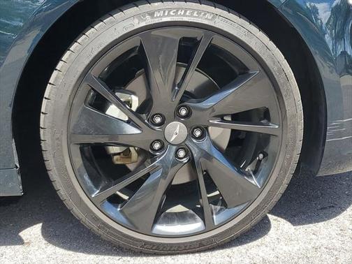 2023 Genesis G70 2.0T RWD