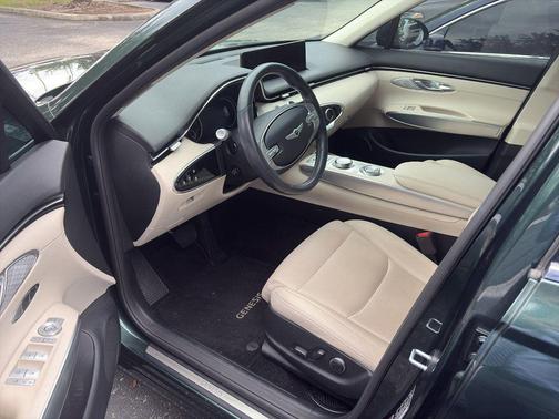 2023 Genesis GV70 2.5T AWD