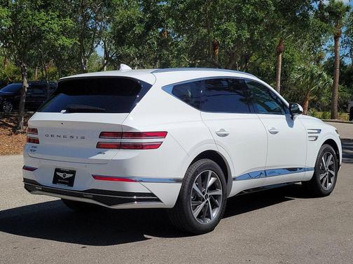 Alta White 2026 Genesis GV80 2.5T