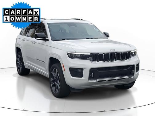 2022 Jeep Grand Cherokee Overland