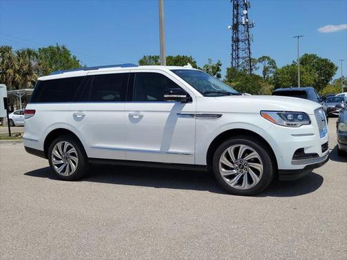 2023 Lincoln Navigator Reserve