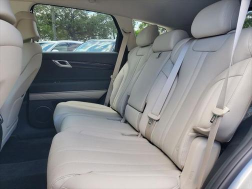 2025 Genesis GV80 2.5T