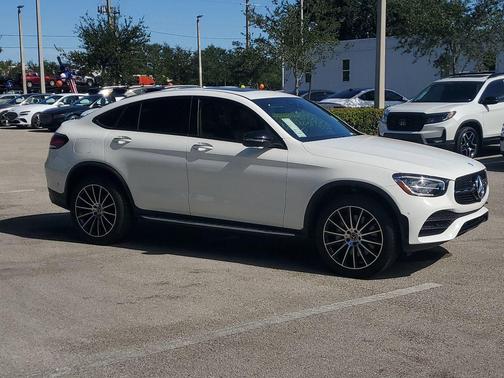 2022 Mercedes-Benz GLC 300 4MATIC Coupe