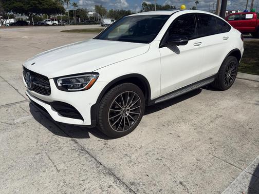 2022 Mercedes-Benz GLC 300 4MATIC Coupe