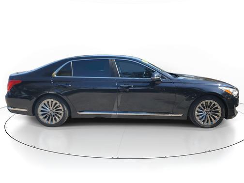 2018 Genesis G90 Premium
