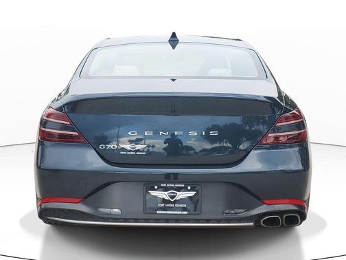 2023 Genesis G70 2.0T RWD