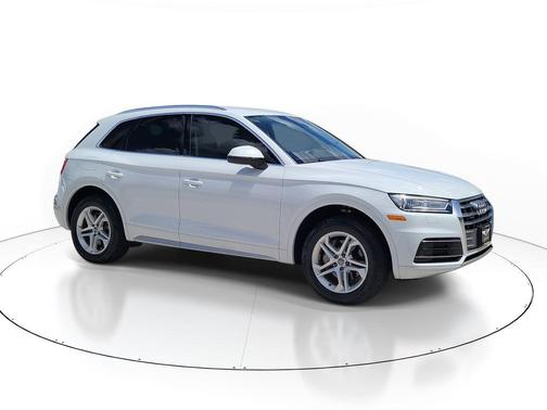 Glacier White Metallic 2019 Audi Q5 45 Premium