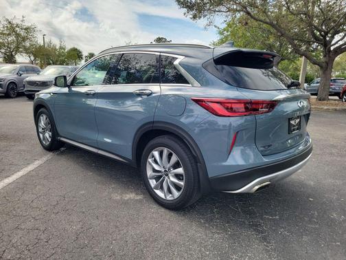 2022 INFINITI QX50 LUXE