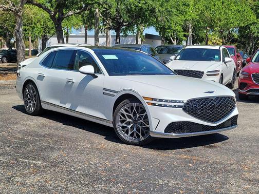 Uyuni White 2026 Genesis G90 3.5T E-SC MHEV AWD