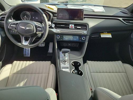 2025 Genesis G70 2.5T RWD