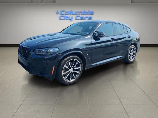 Black Sapphire Metallic 2022 BMW X4 M40i