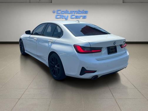 Mineral White Metallic 2021 BMW 330 330i