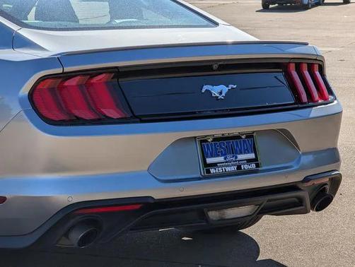 2022 Ford Mustang EcoBoost Premium